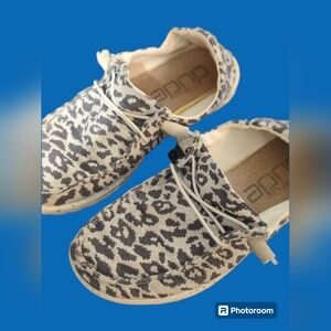 Hey Dude | Leopard Print